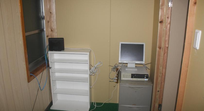 Отель Koza Share House Окинава Номер фото