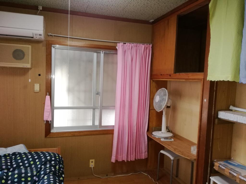 Отель Koza Share House Окинава Экстерьер фото